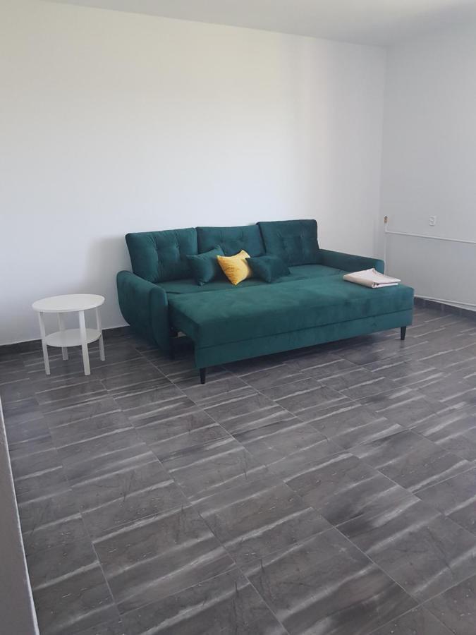 F.H.U Bed And Brekfast Apartment Glinik Exterior foto