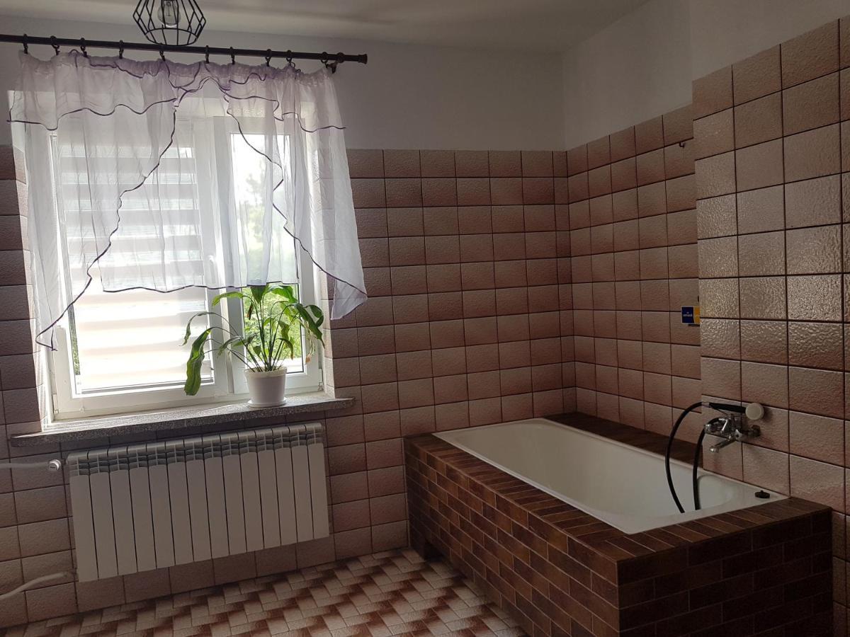 F.H.U Bed And Brekfast Apartment Glinik Exterior foto